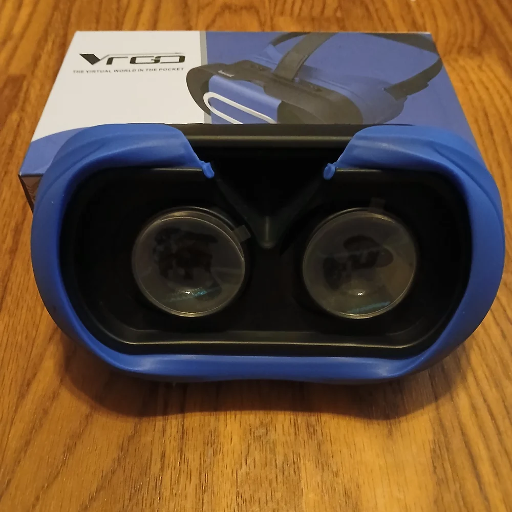 Vrgo Blue Smartphone VR Headset